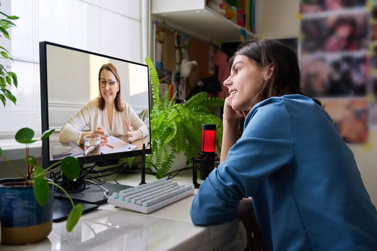 Online Teen Counselling in Surrey: How It Helps with School & Social Stress